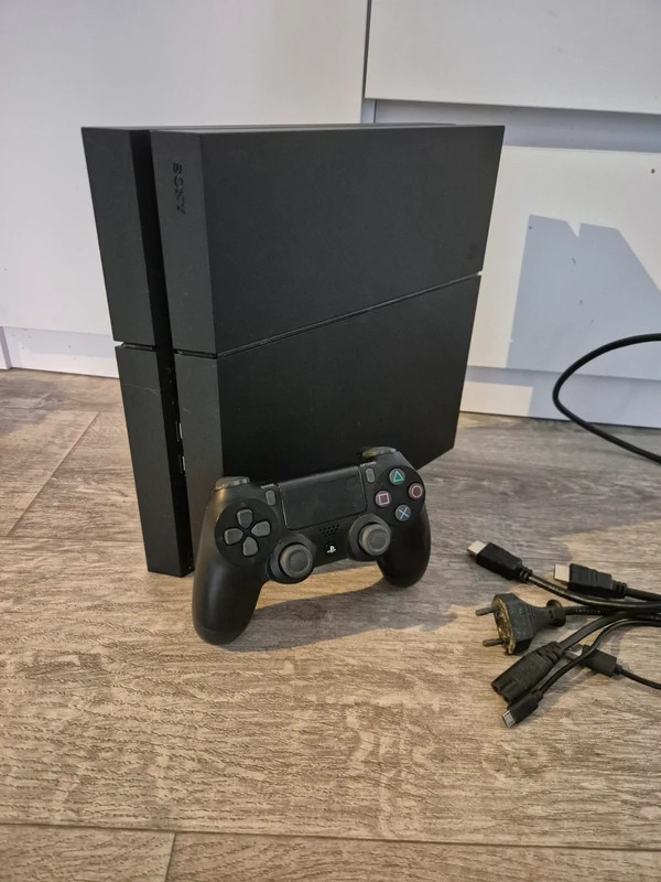 CONSOLE PS4 1TO CUH-1216B MANETTE CABLES PAL TESTEE OK